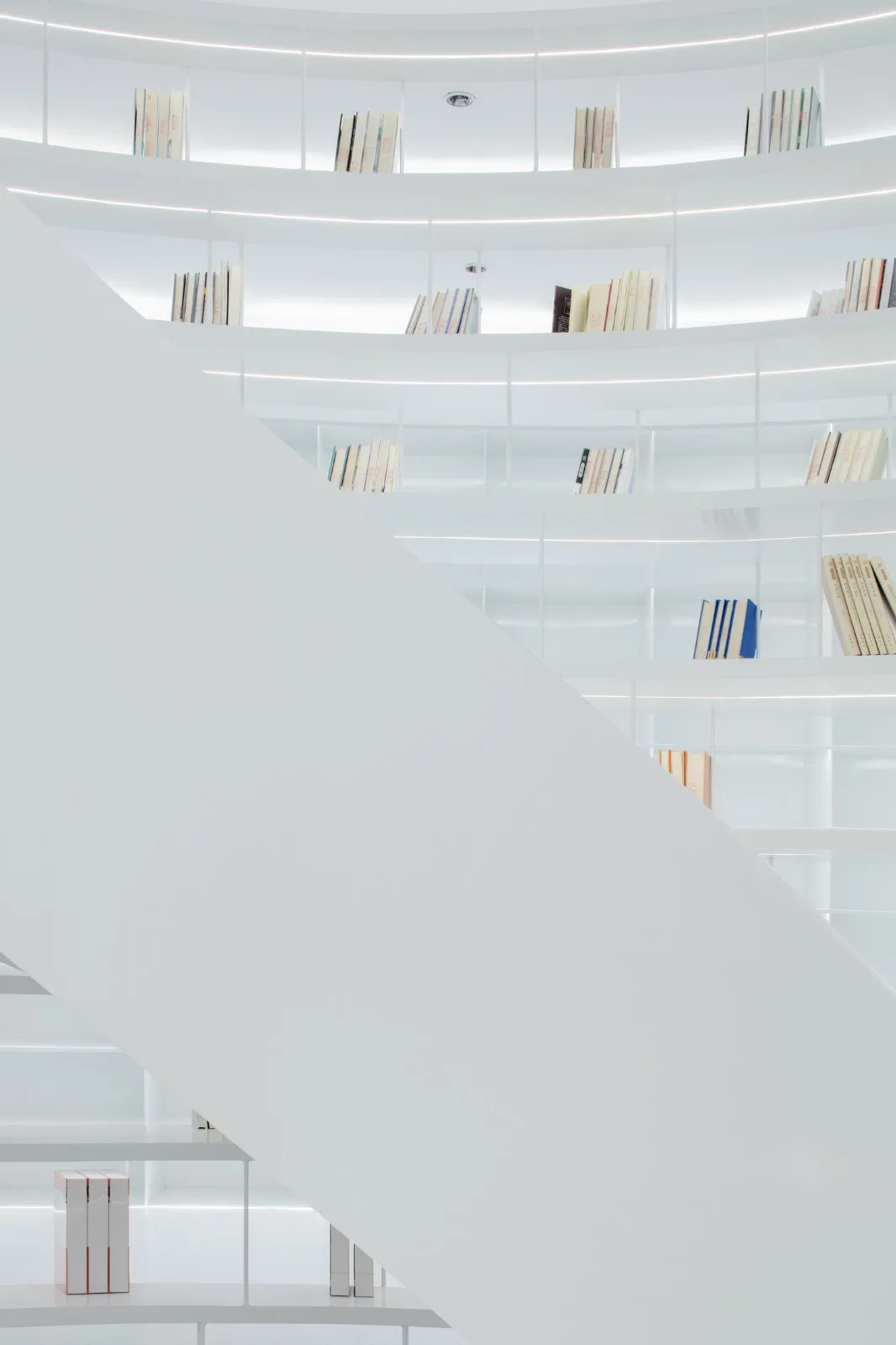 BIM Architecture | Symbiosis of the Times: 'Modern White'/Balanced Space Design in the Historical and Ancient Houses of Zhuzifang