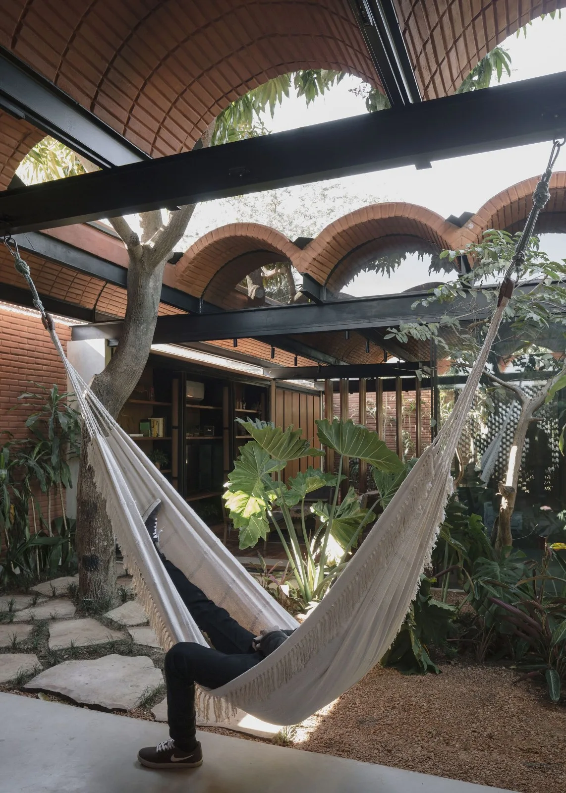 BIM Architecture | Handmade pressed brick and wood construction for self owned houses/Equipo de Arquitectura