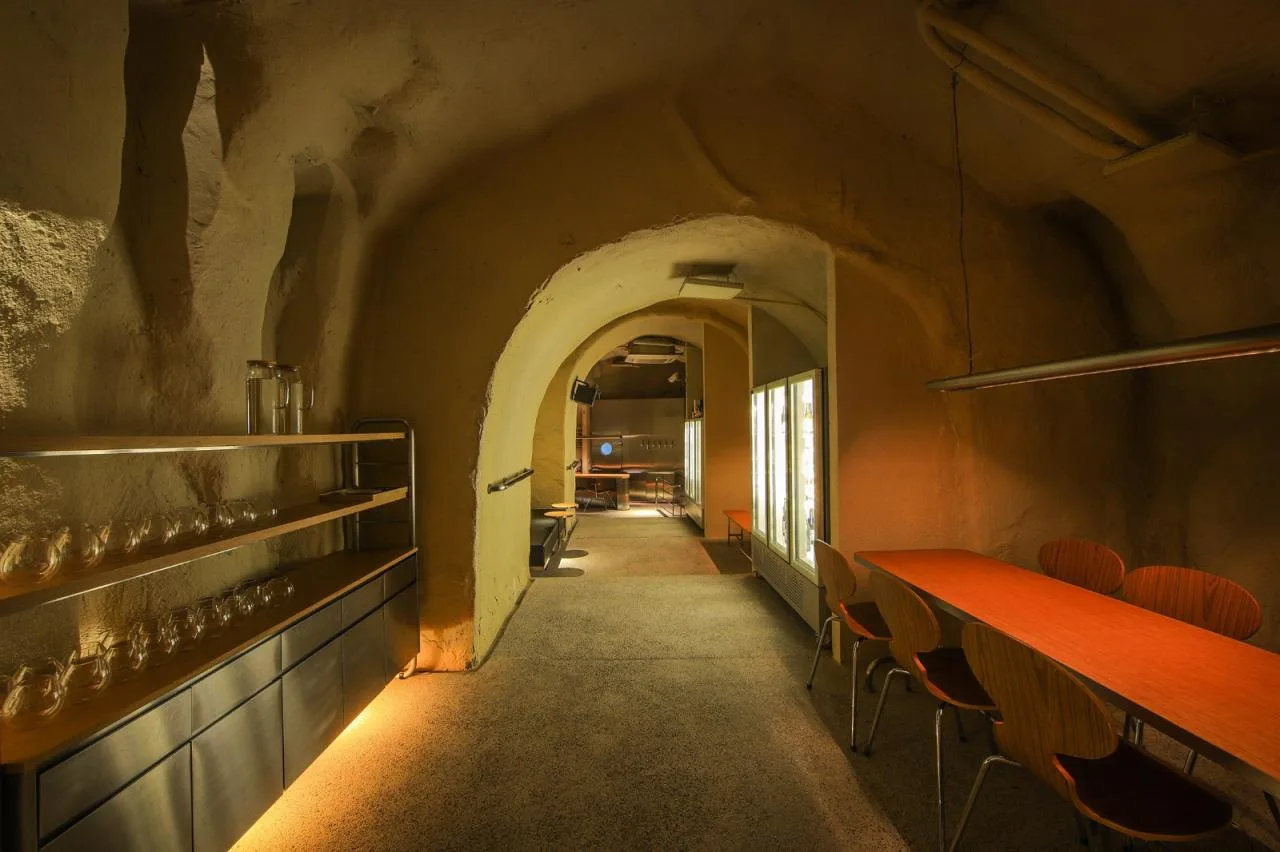 BIM Architecture | Caver - Bar in Airway/itD Studio