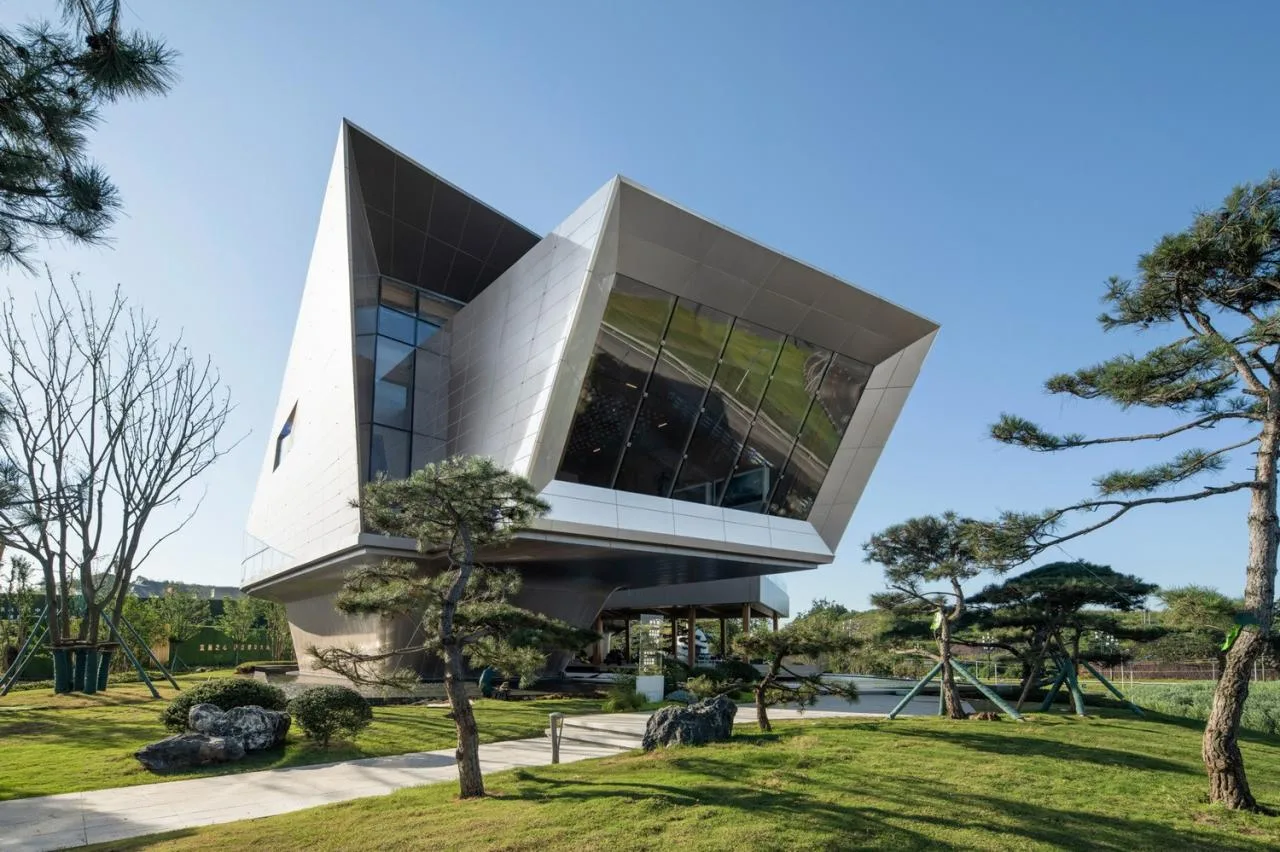 BIM Architecture | Integrated Design of Wooden Construction | Yibin Bai Lan Aesthetics Museum: How does architecture grow on the ground?