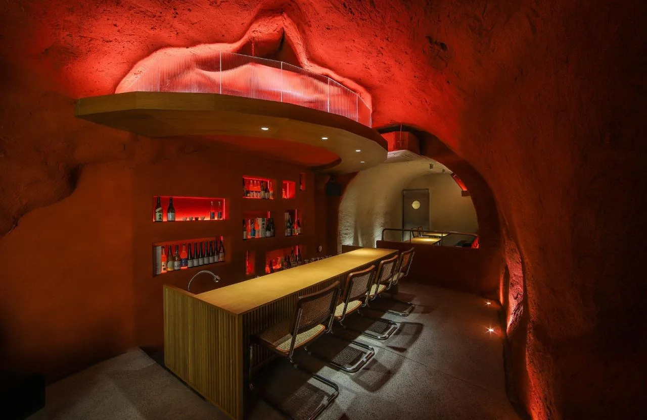 BIM Architecture | Caver - Bar in Airway/itD Studio