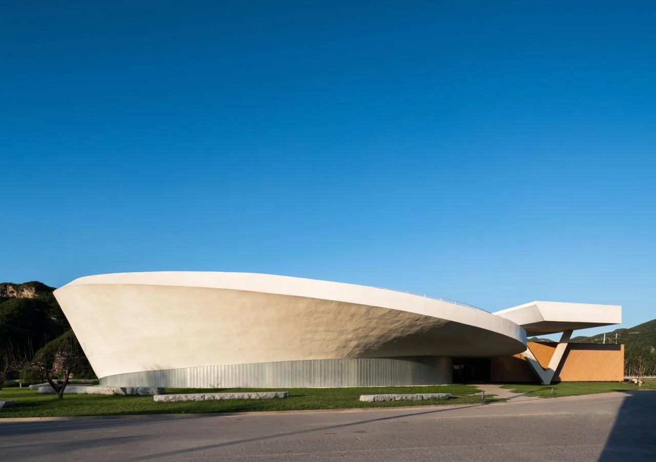 BIM Architecture | Revitalizing Rural Areas Requires' Integration of Knowledge and Action ': Tiangang Art Center/Hanlan Architecture