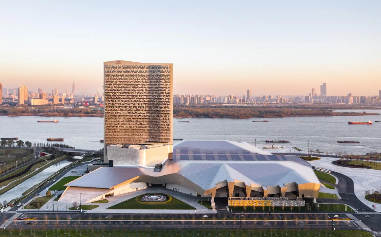BIM Architecture | Yangtze River International Convention Center/Morphosis