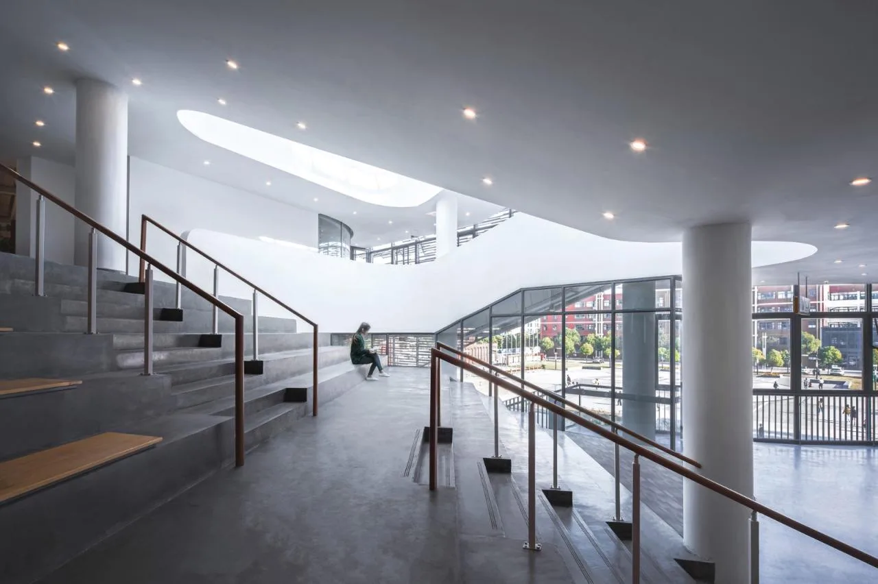 BIM Architecture | Bridge Teaching Building - Yancheng Foreign Language School Innovation Center/General Architecture