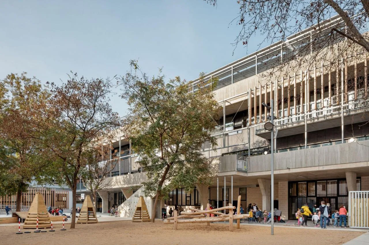 BIM Architecture | Primary School Expansion: Mar Bella School/SUMO arquitectes