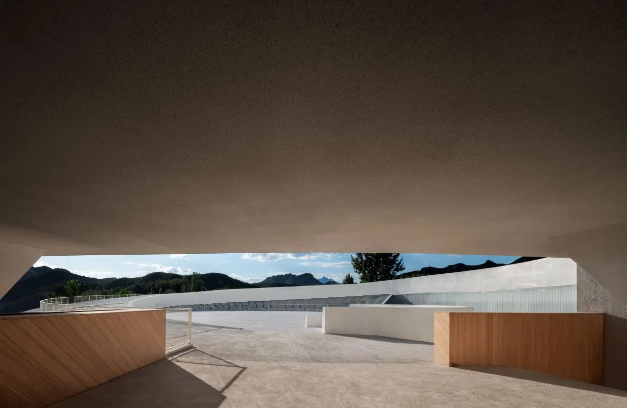 BIM Architecture | Revitalizing Rural Areas Requires' Integration of Knowledge and Action ': Tiangang Art Center/Hanlan Architecture