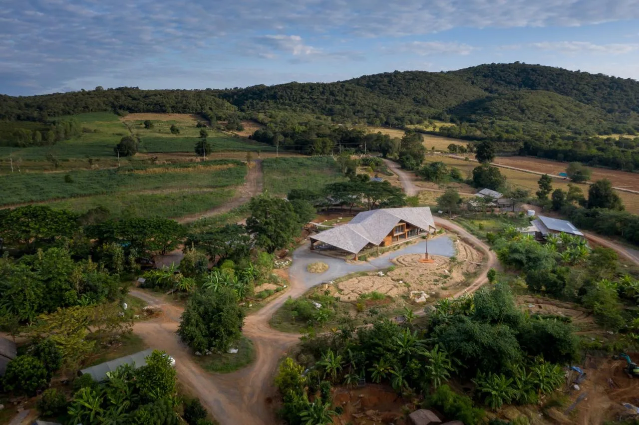 BIM Architecture | PANNAR Sustainable Economy and Agriculture Learning Center/Vin Varavarn Architecture Firm