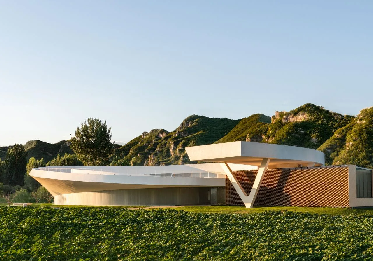 BIM Architecture | Revitalizing Rural Areas Requires' Integration of Knowledge and Action ': Tiangang Art Center/Hanlan Architecture
