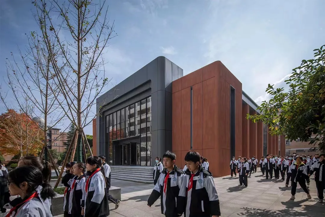 BIM Architecture | Recalling Middle School Days, Did You Accompany a Great Auditorium? | UUA
