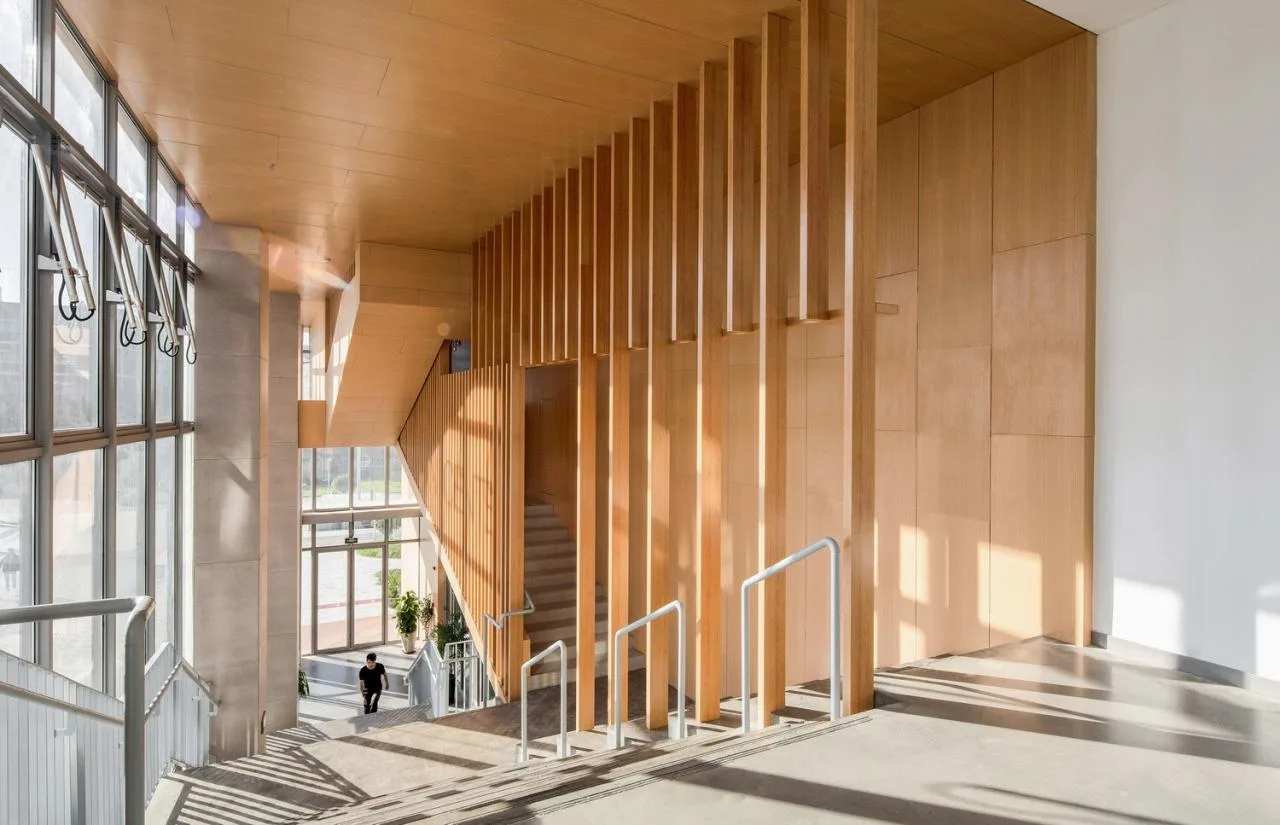 BIM Architecture | Bridge Teaching Building - Yancheng Foreign Language School Innovation Center/General Architecture