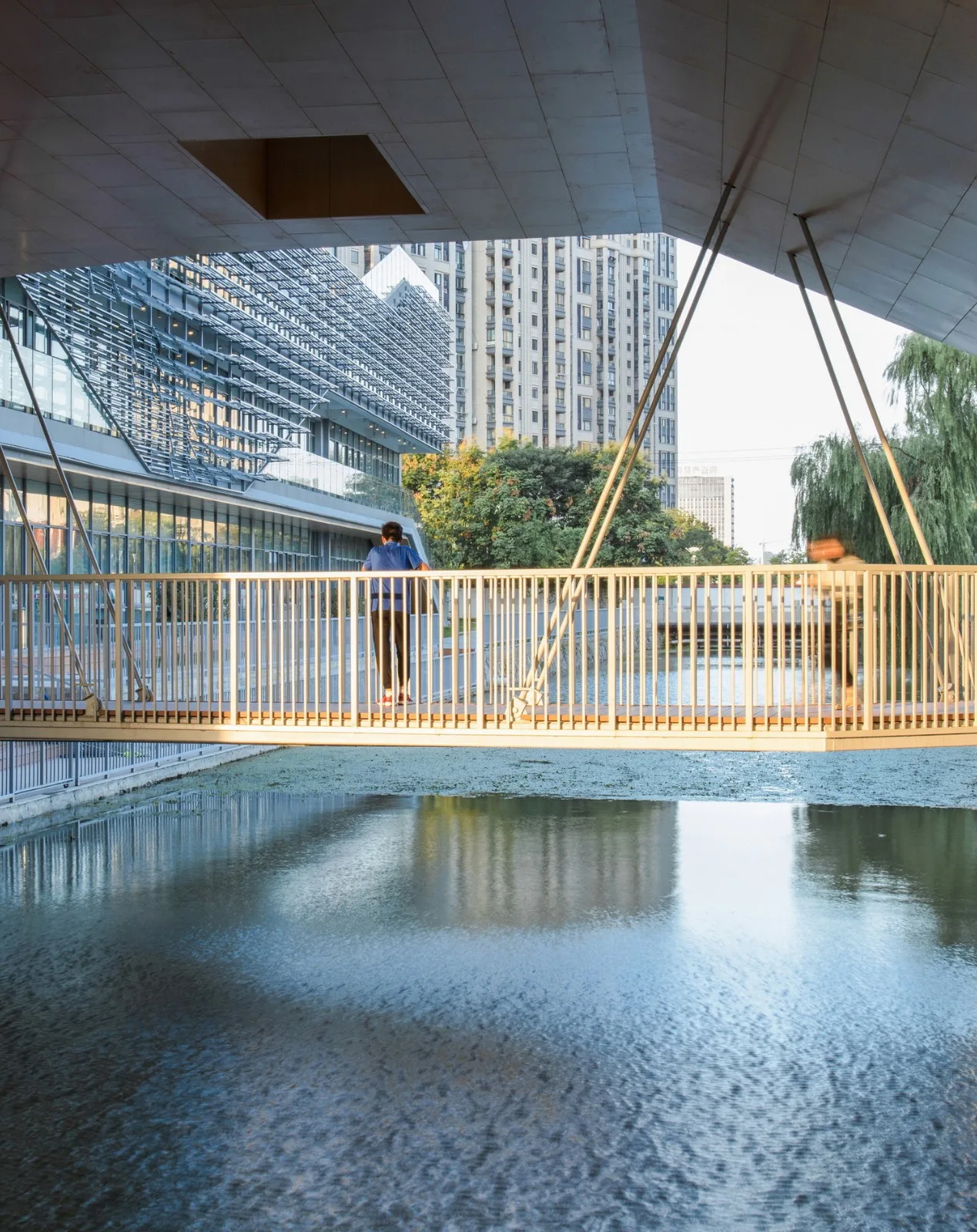 BIM Architecture | Bridge Teaching Building - Yancheng Foreign Language School Innovation Center/General Architecture