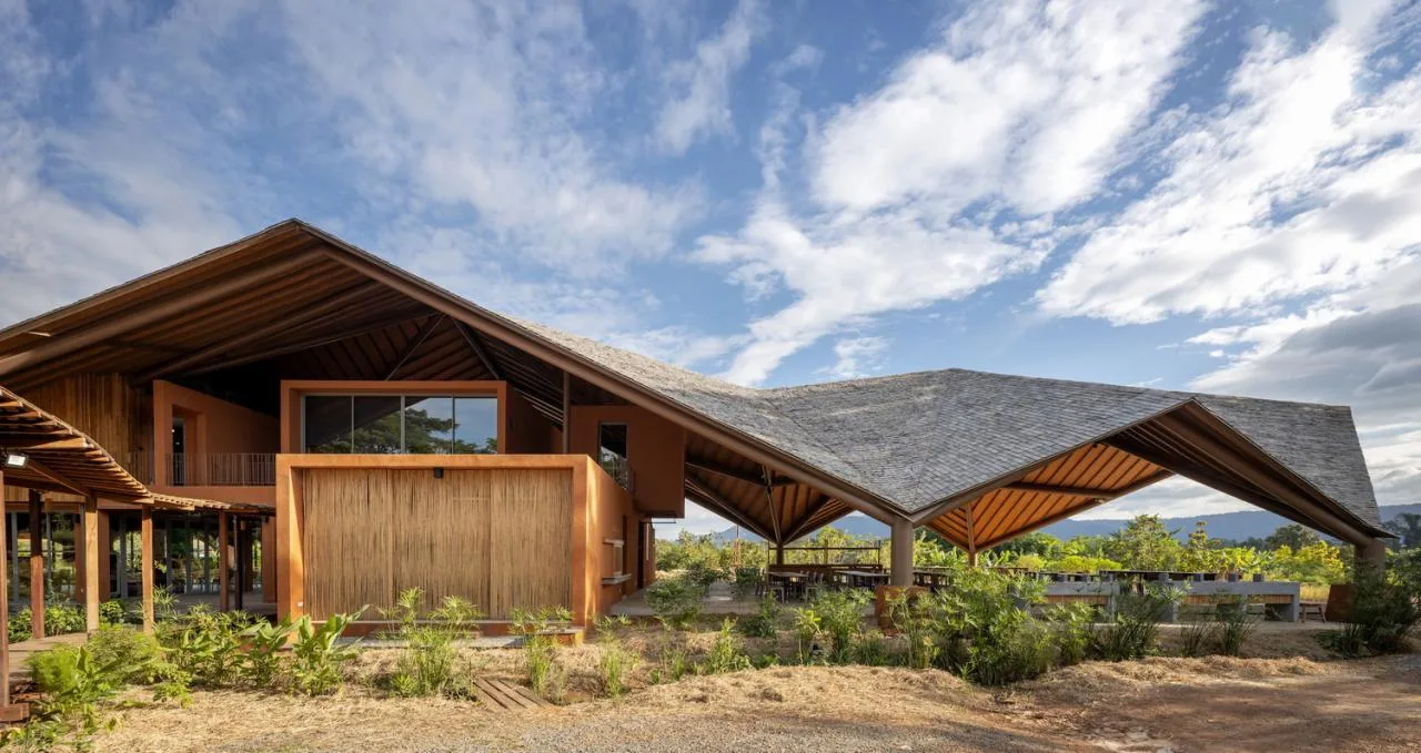 BIM Architecture | PANNAR Sustainable Economy and Agriculture Learning Center/Vin Varavarn Architecture Firm