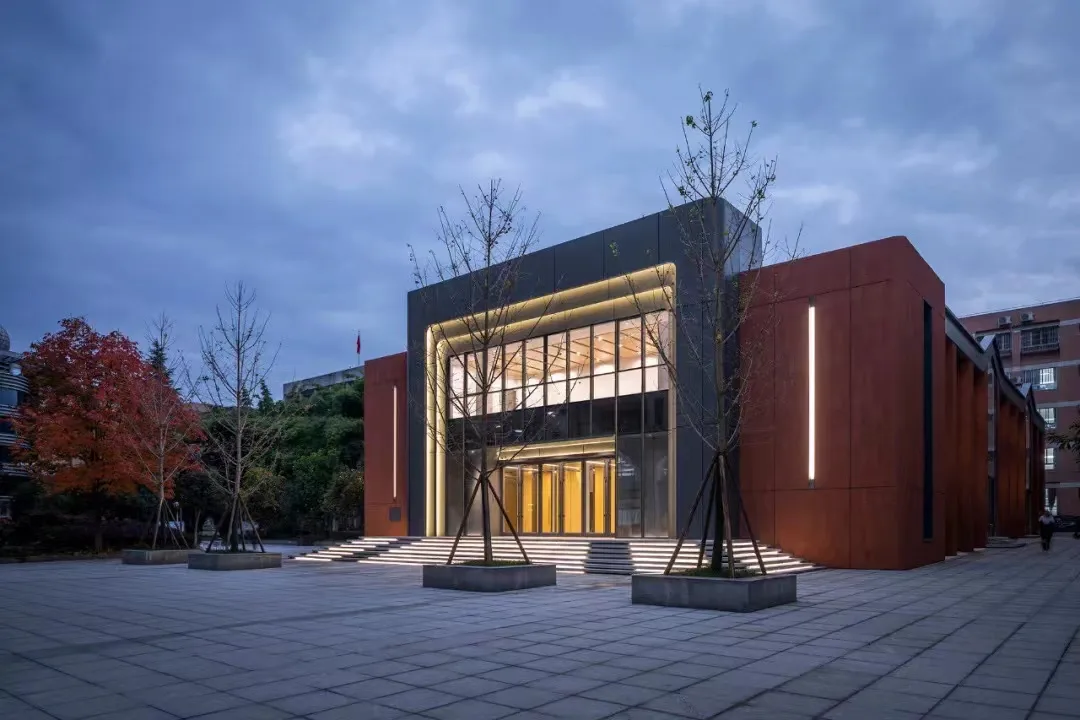 BIM Architecture | Recalling Middle School Days, Did You Accompany a Great Auditorium? | UUA