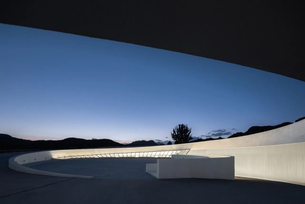 BIM Architecture | Revitalizing Rural Areas Requires' Integration of Knowledge and Action ': Tiangang Art Center/Hanlan Architecture