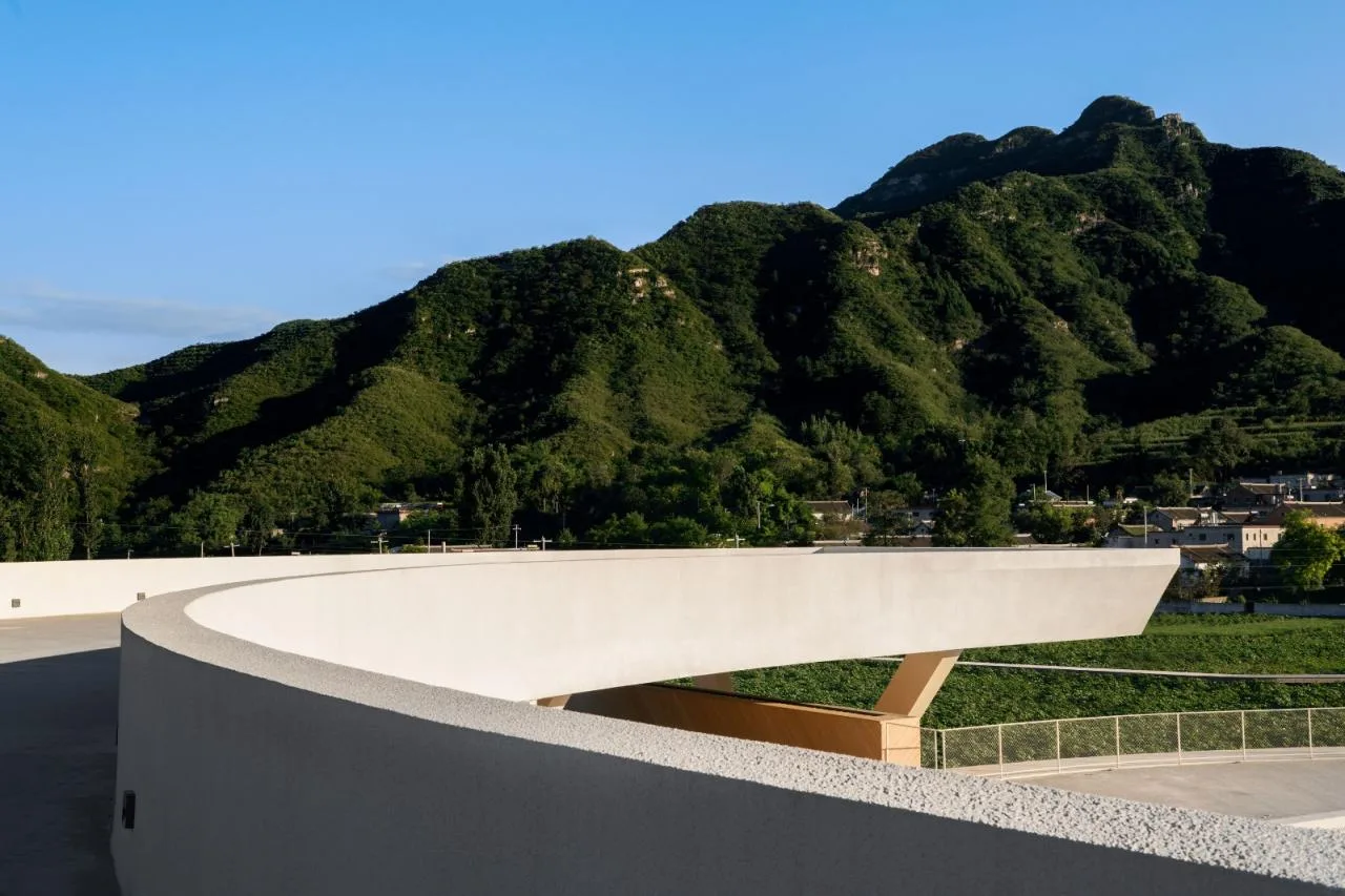 BIM Architecture | Revitalizing Rural Areas Requires' Integration of Knowledge and Action ': Tiangang Art Center/Hanlan Architecture