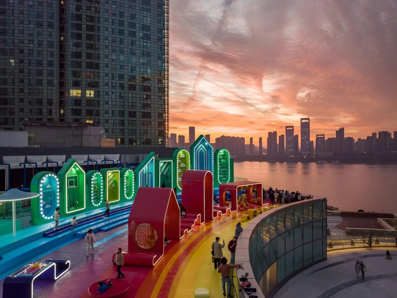 BIM Architecture | Roof Public Space Renovation: Above the Rainbow/Baizhu Architectural Design Consulting (Shanghai) Co., Ltd