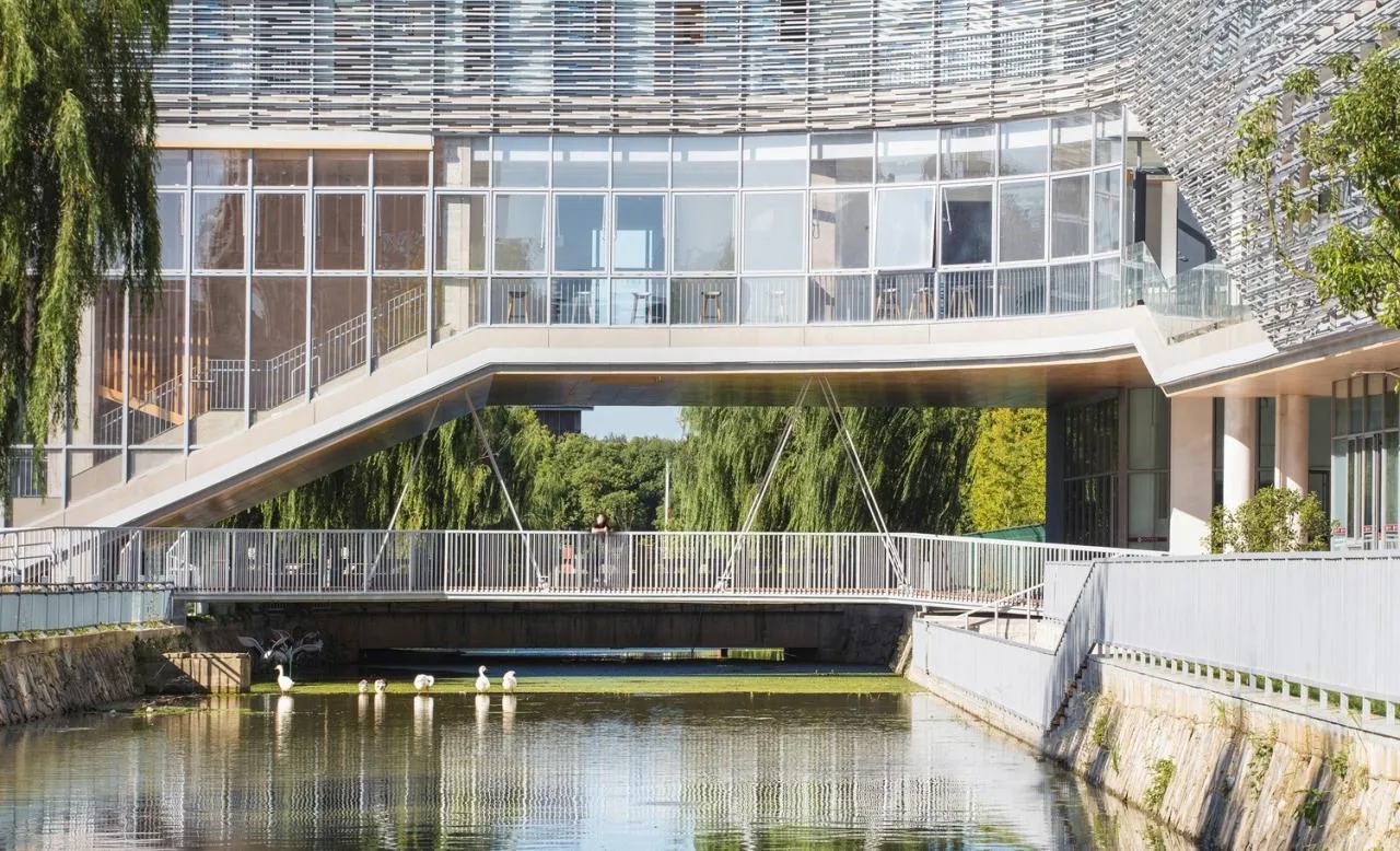 BIM Architecture | Bridge Teaching Building - Yancheng Foreign Language School Innovation Center/General Architecture