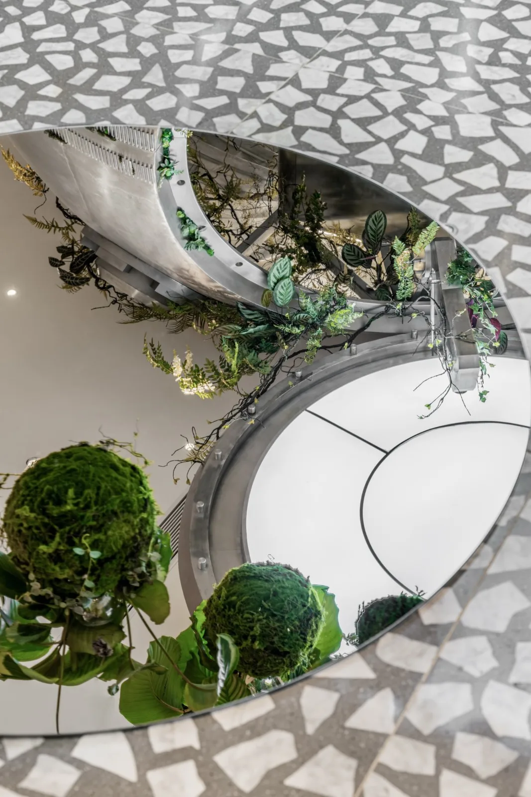 BIM Architecture | 'Lost' - Metal Hands Coffee Manufacturing Bureau/DAGA Grand View Architecture