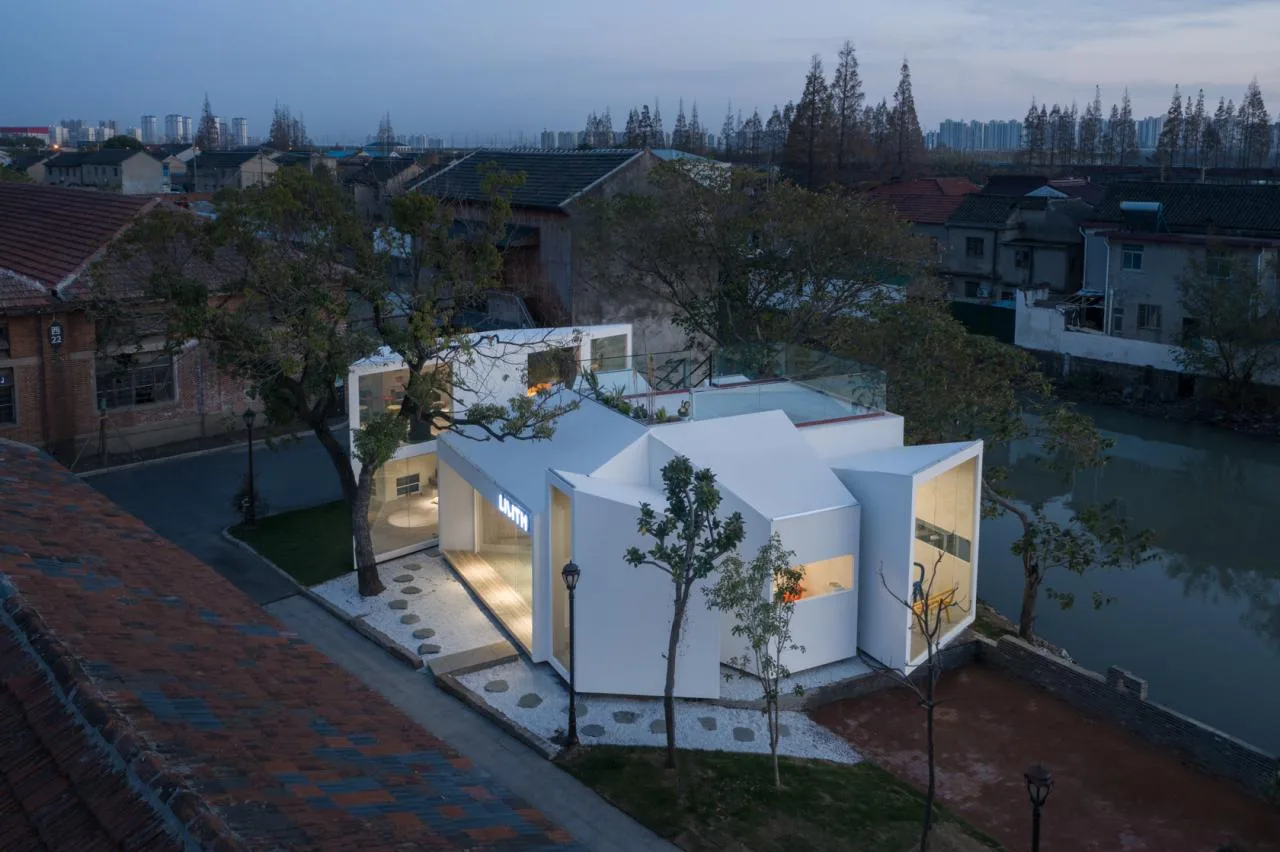 BIM Architecture | Shanghai Yunjian Grain Warehouse 'Suspended Space Box by the People's River' LILITH LILITH Cottage/DCDSAA Yodogawa Architecture Firm