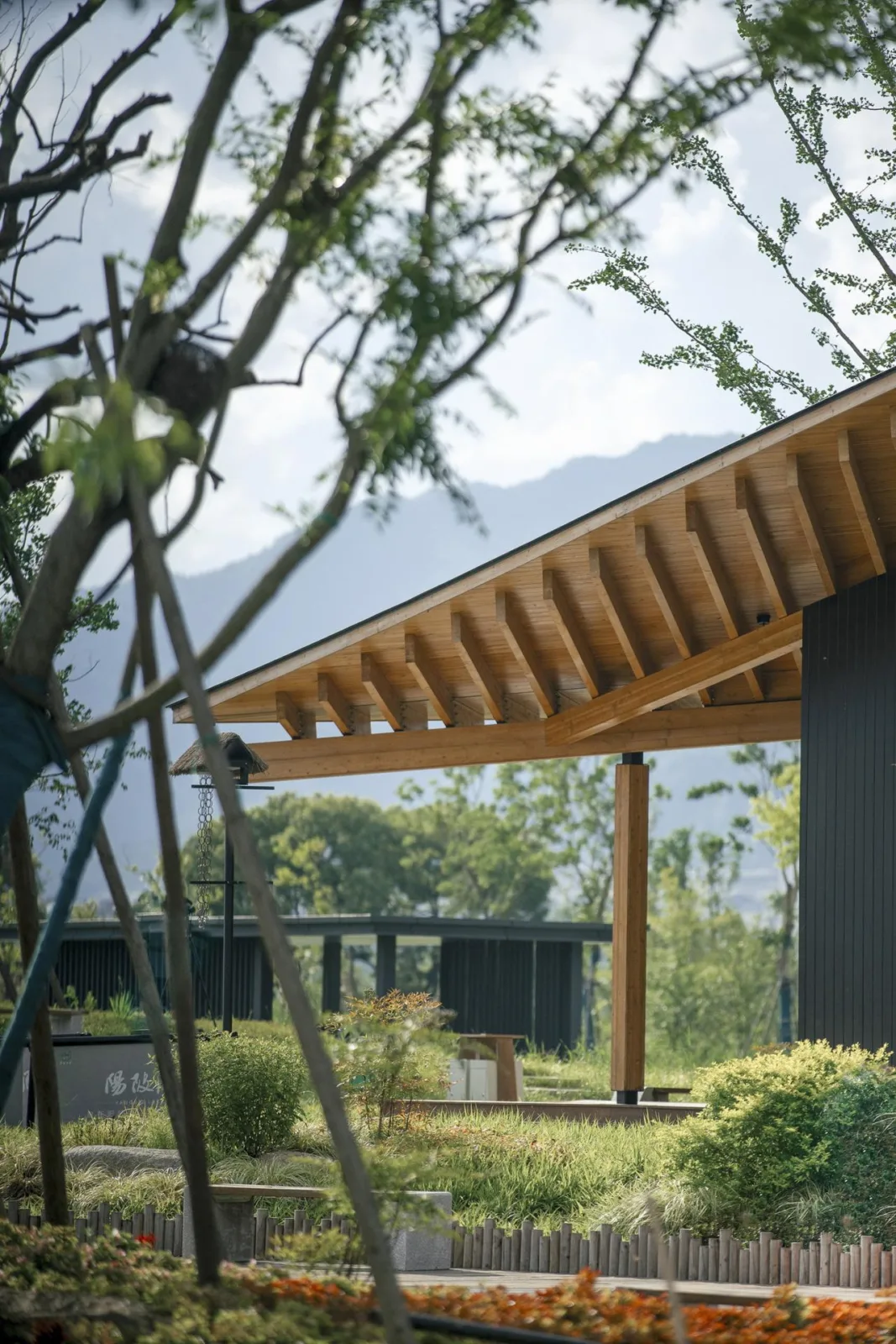 BIM Architecture | Fuyang Yangpi Lake Wetland Reception Center/Jianlin Architectural Design Firm
