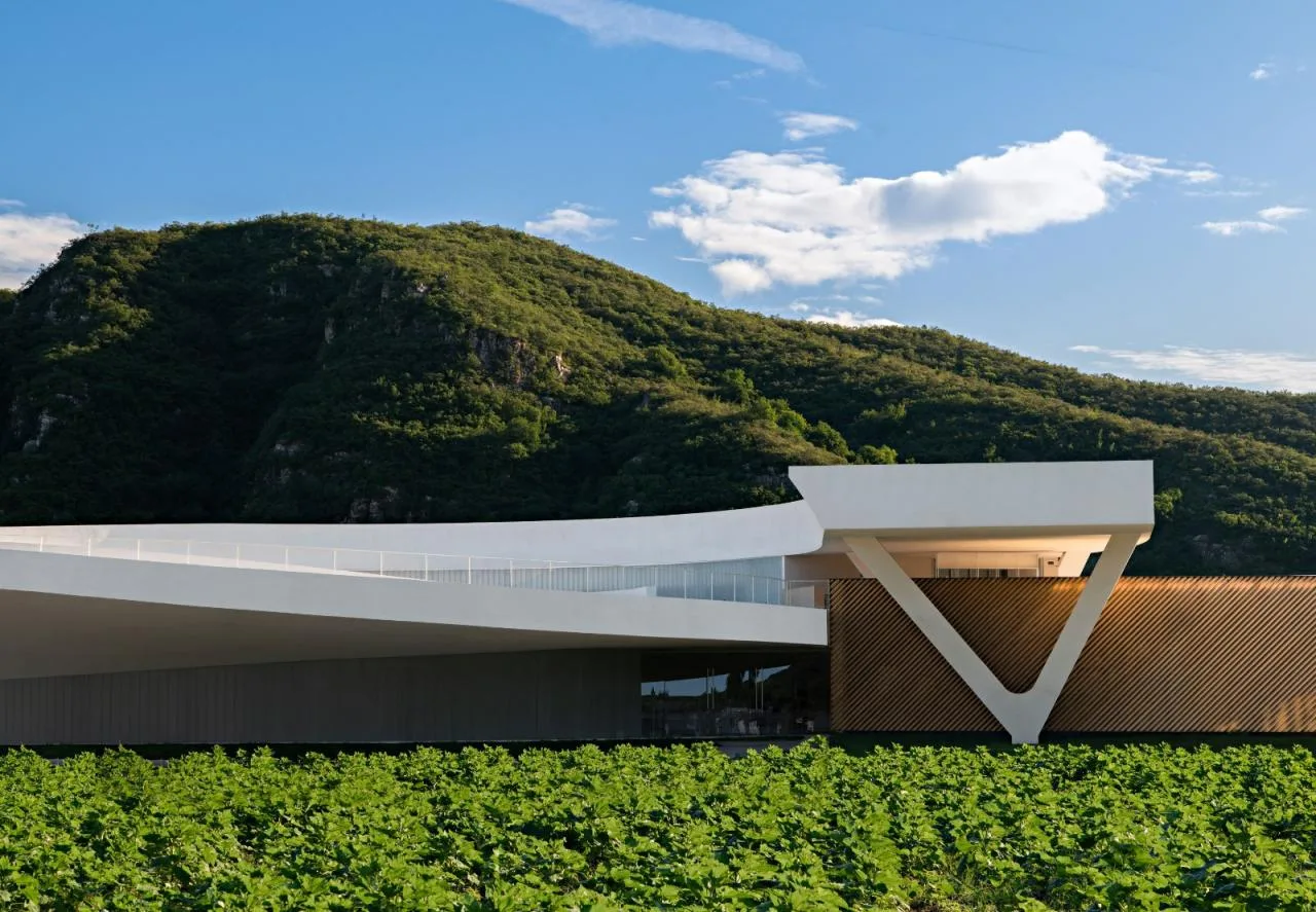 BIM Architecture | Revitalizing Rural Areas Requires' Integration of Knowledge and Action ': Tiangang Art Center/Hanlan Architecture