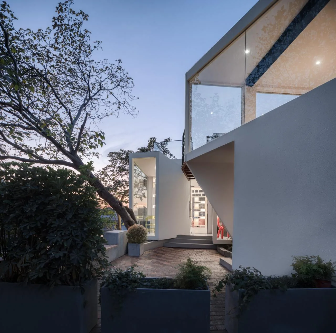 BIM Architecture | Shanghai Yunjian Grain Warehouse 'Suspended Space Box by the People's River' LILITH LILITH Cottage/DCDSAA Yodogawa Architecture Firm