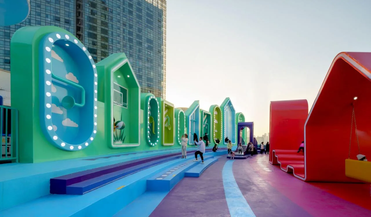 BIM Architecture | Roof Public Space Renovation: Above the Rainbow/Baizhu Architectural Design Consulting (Shanghai) Co., Ltd