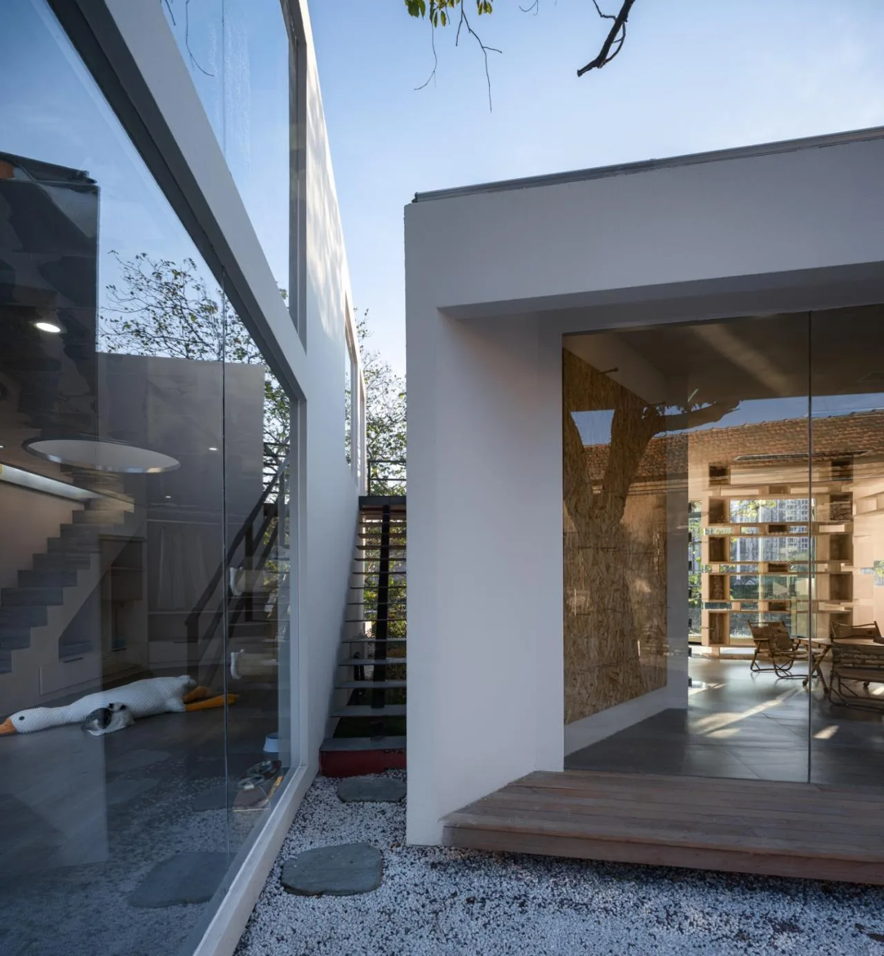 BIM Architecture | Shanghai Yunjian Grain Warehouse 'Suspended Space Box by the People's River' LILITH LILITH Cottage/DCDSAA Yodogawa Architecture Firm