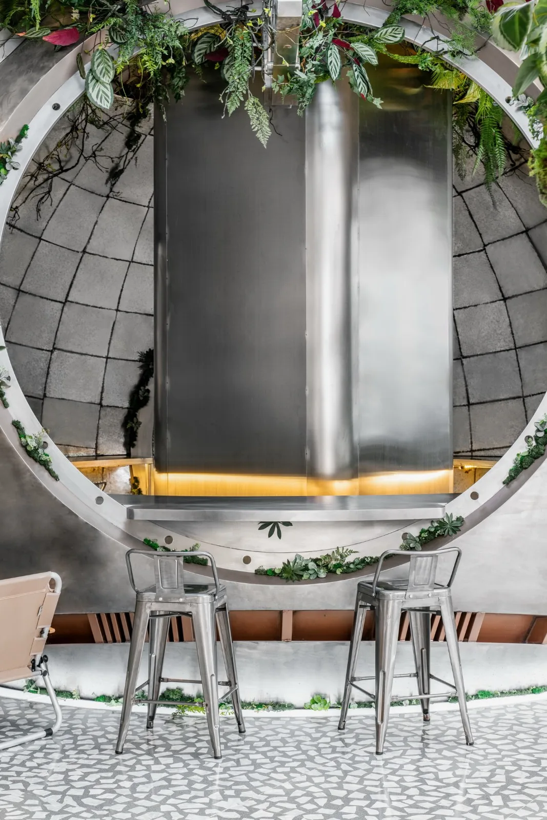 BIM Architecture | 'Lost' - Metal Hands Coffee Manufacturing Bureau/DAGA Grand View Architecture