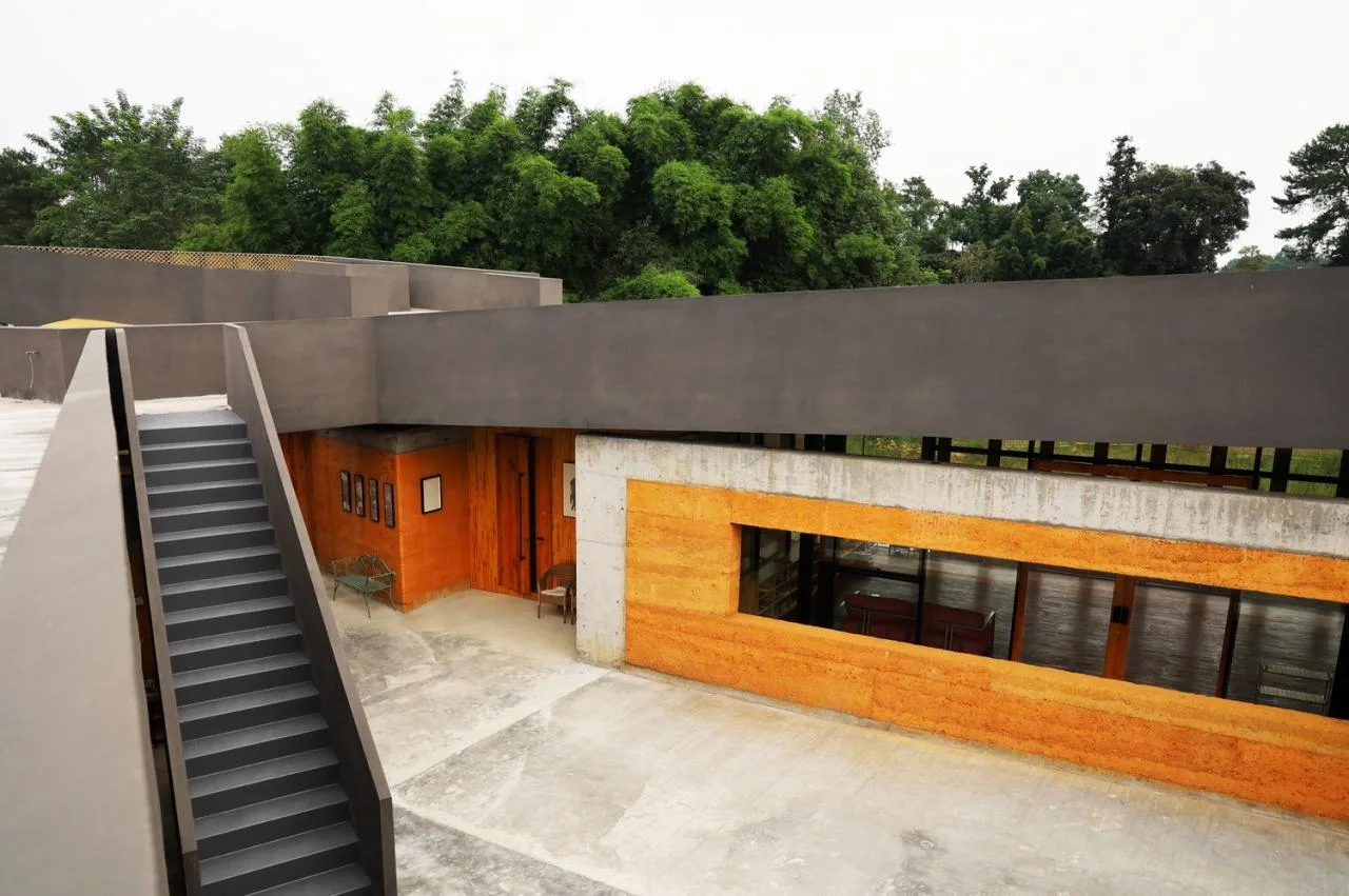 BIM Architecture | Mingting Rural Natural School/Vibrant and Splashing Architecture Studio