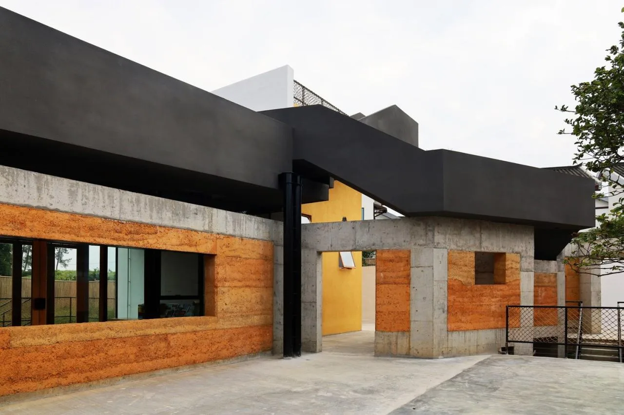 BIM Architecture | Mingting Rural Natural School/Vibrant and Splashing Architecture Studio