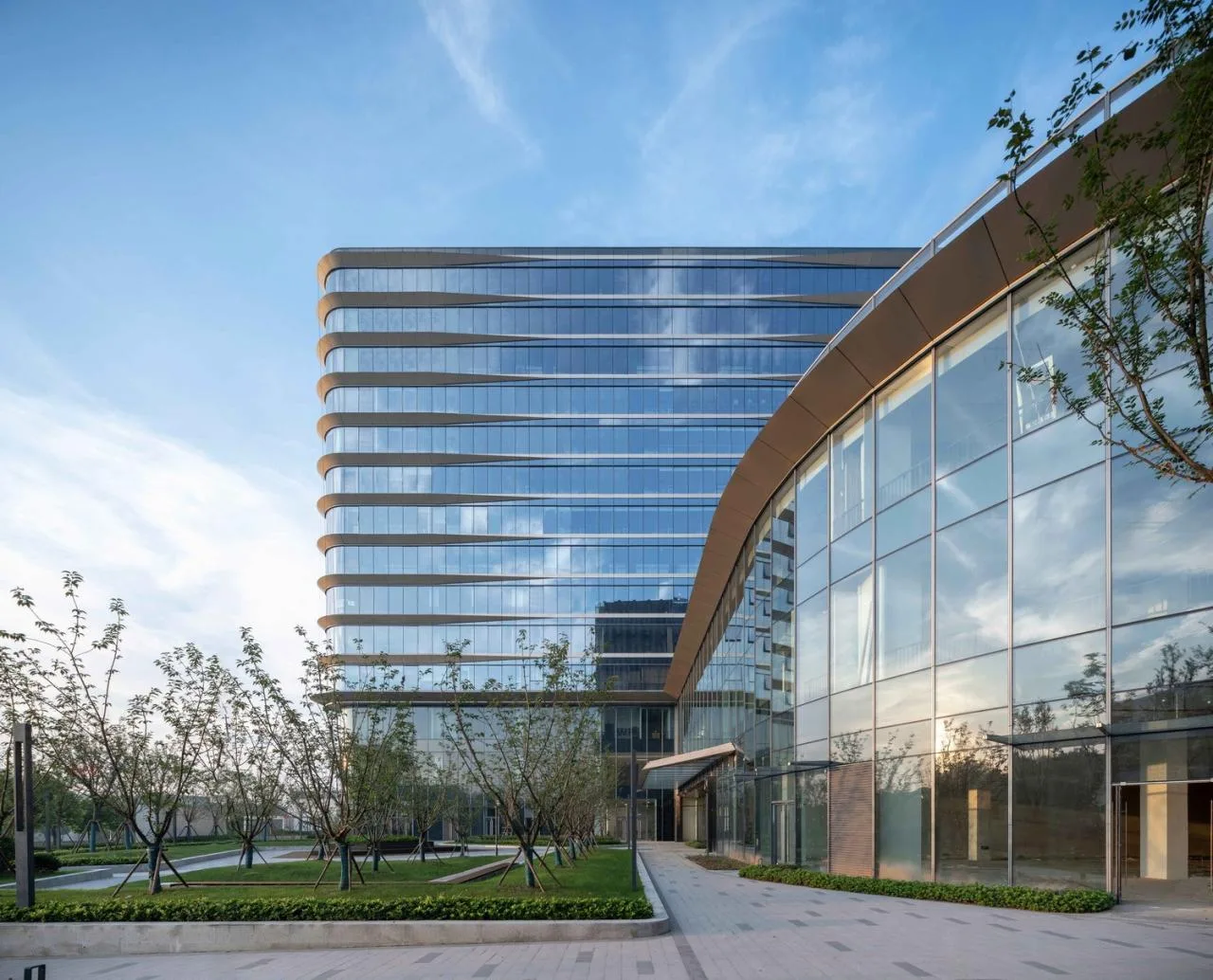 BIM Architecture | Flow Facade Balance Square Volume: Nanjing Jindiwei New▪ Yuhua Innovation Center/Chengzhi Design