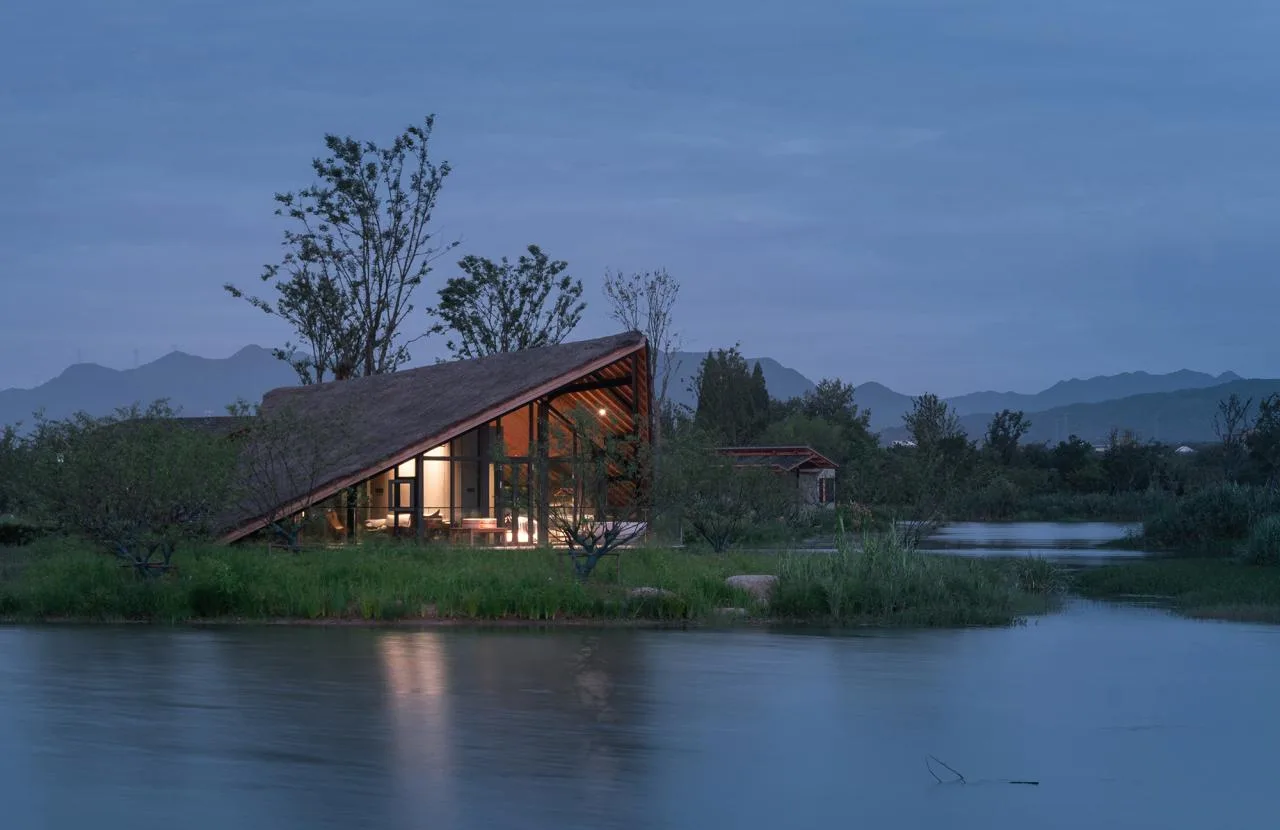 BIM Architecture | Fuyang Yangpi Lake Wetland Ecological Hotel/Jianlin Architecture