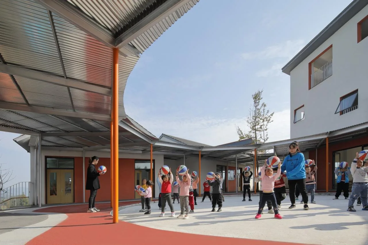 BIM Architecture | Daping Township Kindergarten/Dongyi Architecture