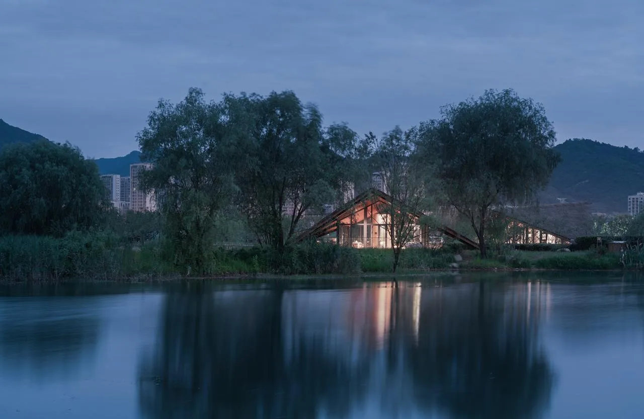 BIM Architecture | Fuyang Yangpi Lake Wetland Ecological Hotel/Jianlin Architecture