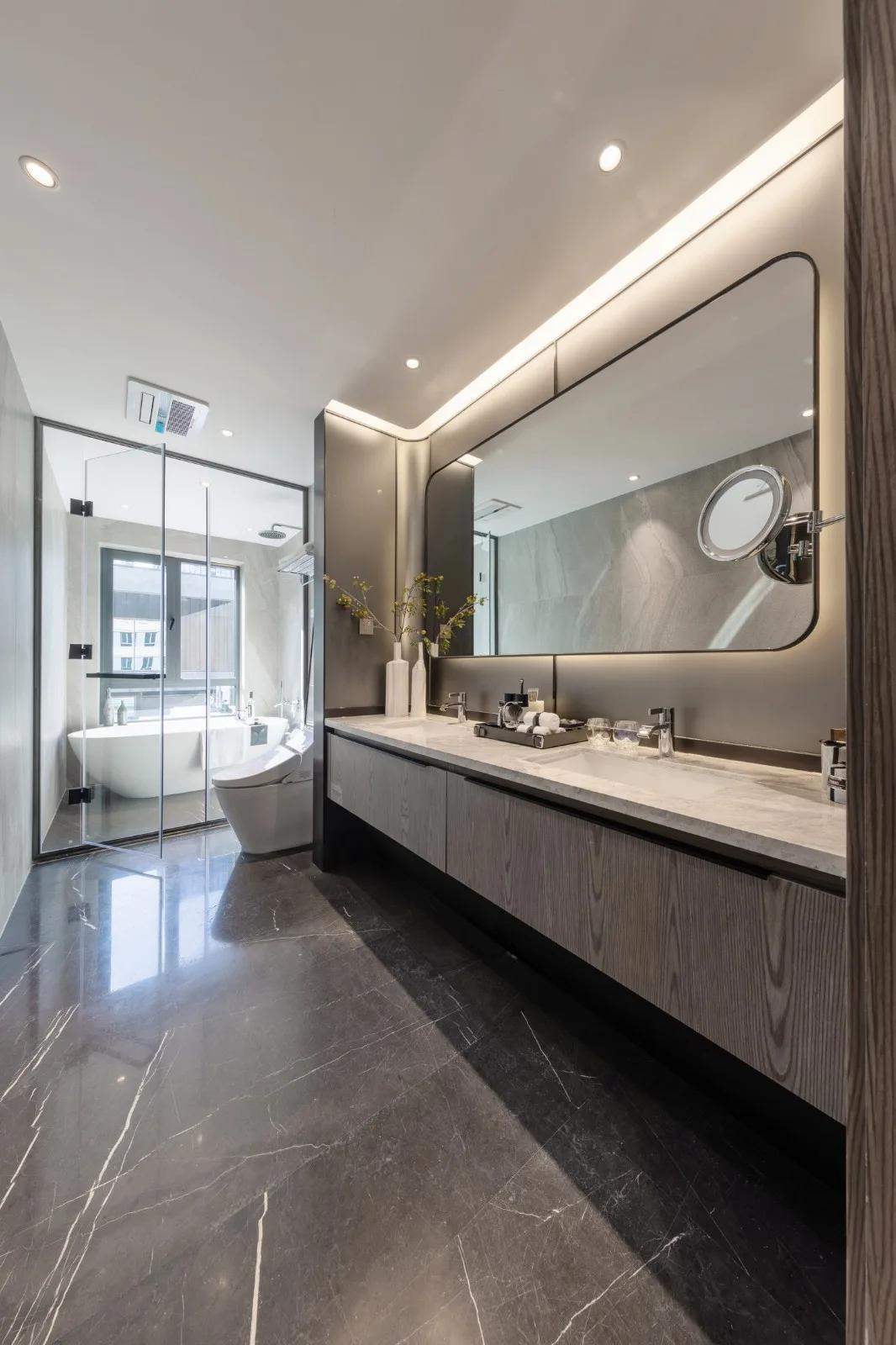 BIM Architecture | Luxury, Elegant, Minimalist: Shenyang Longhu Tianyi/Chengzhi Design