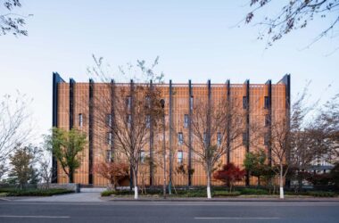 BIM Architecture: Jieyu Jian Hotel by Xinshi Jian Design Firm-BIM WORLD