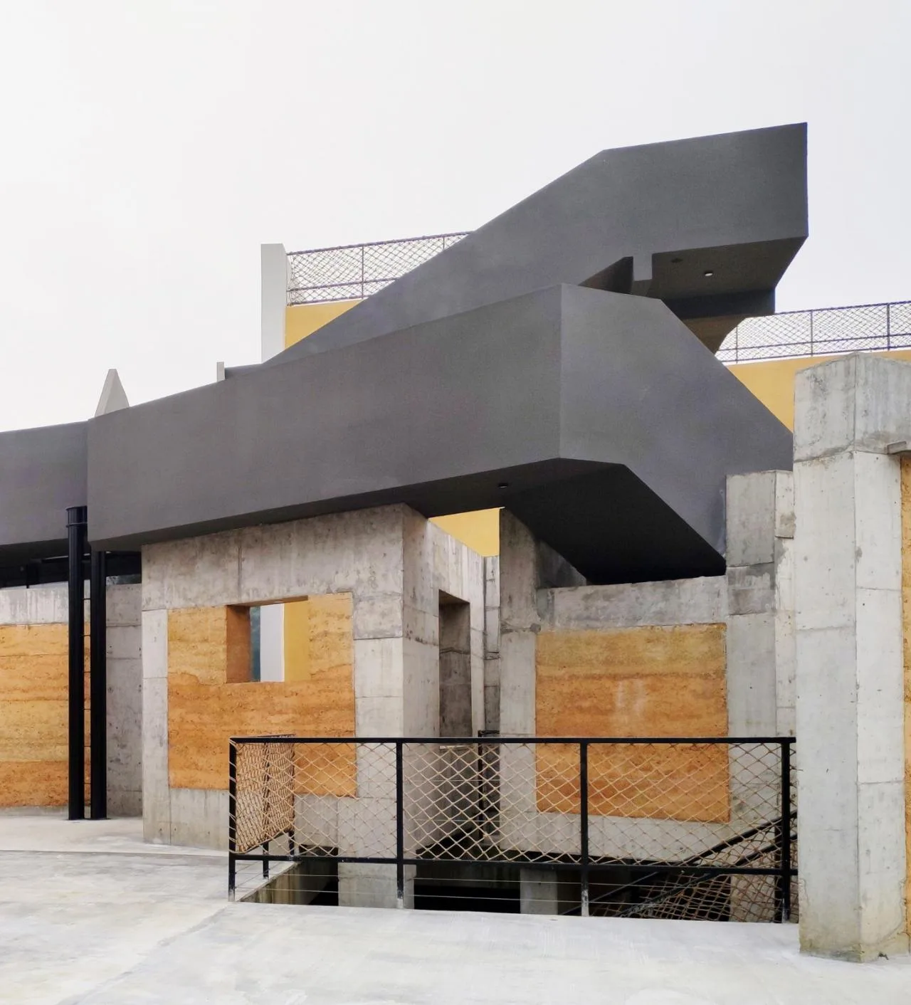 BIM Architecture | Mingting Rural Natural School/Vibrant and Splashing Architecture Studio