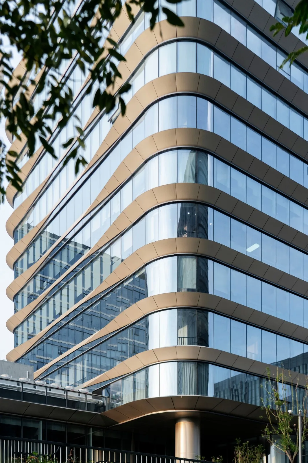 BIM Architecture | Flow Facade Balance Square Volume: Nanjing Jindiwei New▪ Yuhua Innovation Center/Chengzhi Design