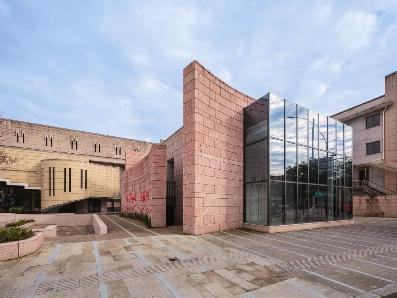 BIM Architecture | New Fireworksism: Organic Renewal of Xibin South Road in the Old Town of Jinyun/I Studio Yanwu Architecture