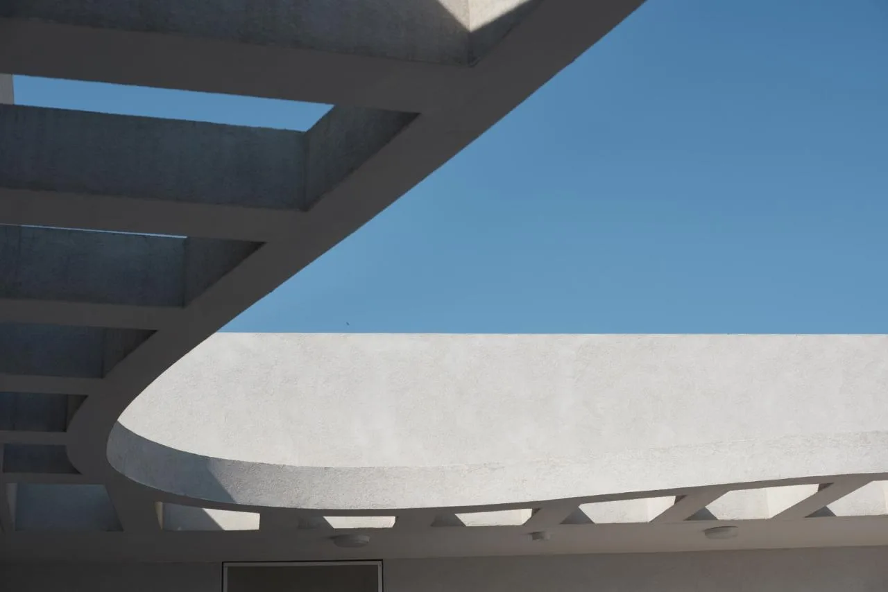 BIM Architecture | Drift like Central Apartment Building/HQ Architects