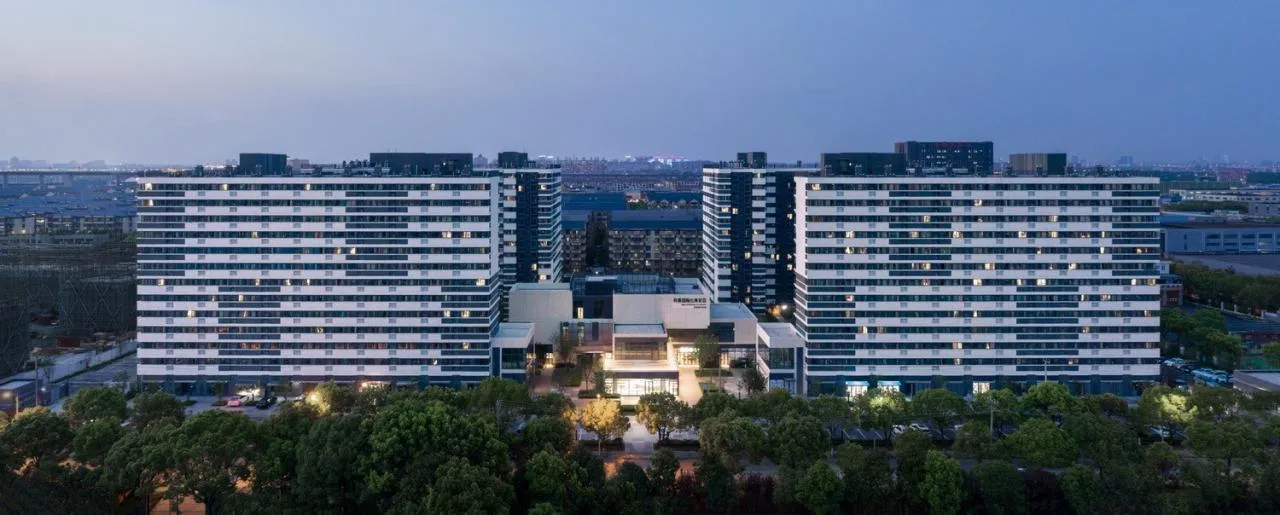 BIM Architecture | 'Living with a Residence' Experimental Site: Youchao International Apartment Community East Economic Development Zone Branch/Shanghai Riqing