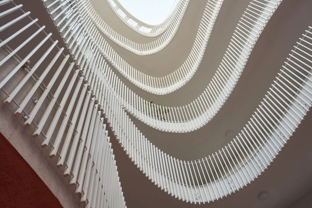 BIM Architecture | Drift like Central Apartment Building/HQ Architects