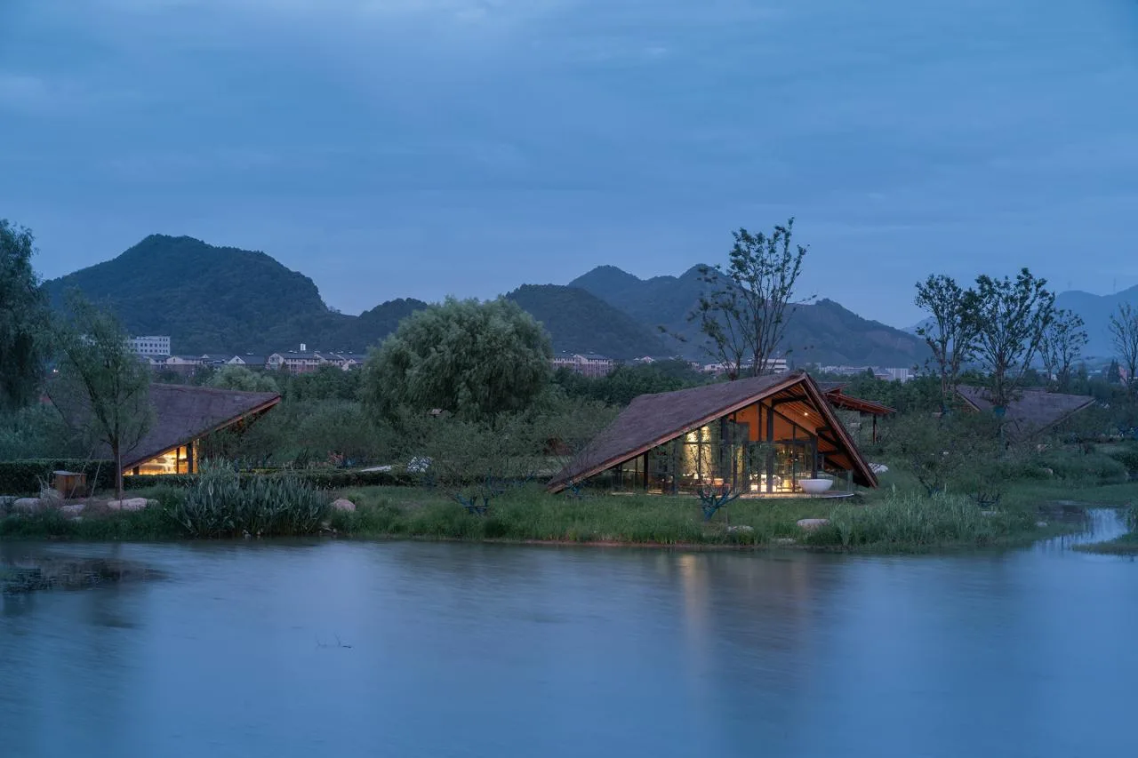 BIM Architecture | Fuyang Yangpi Lake Wetland Ecological Hotel/Jianlin Architecture