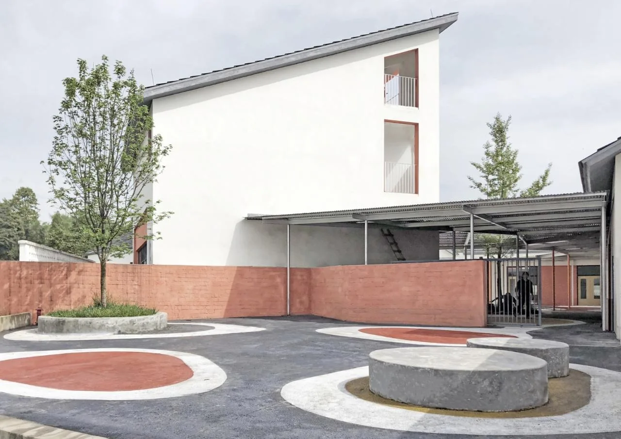 BIM Architecture | Daping Township Kindergarten/Dongyi Architecture