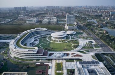 BIM Architecture: Rational Inclusiveness and Symbiotic Integration at Bohai Advanced Technology Research Institute and Zhejiang University-BIM WORLD