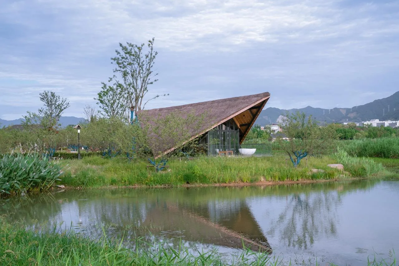 BIM Architecture | Fuyang Yangpi Lake Wetland Ecological Hotel/Jianlin Architecture