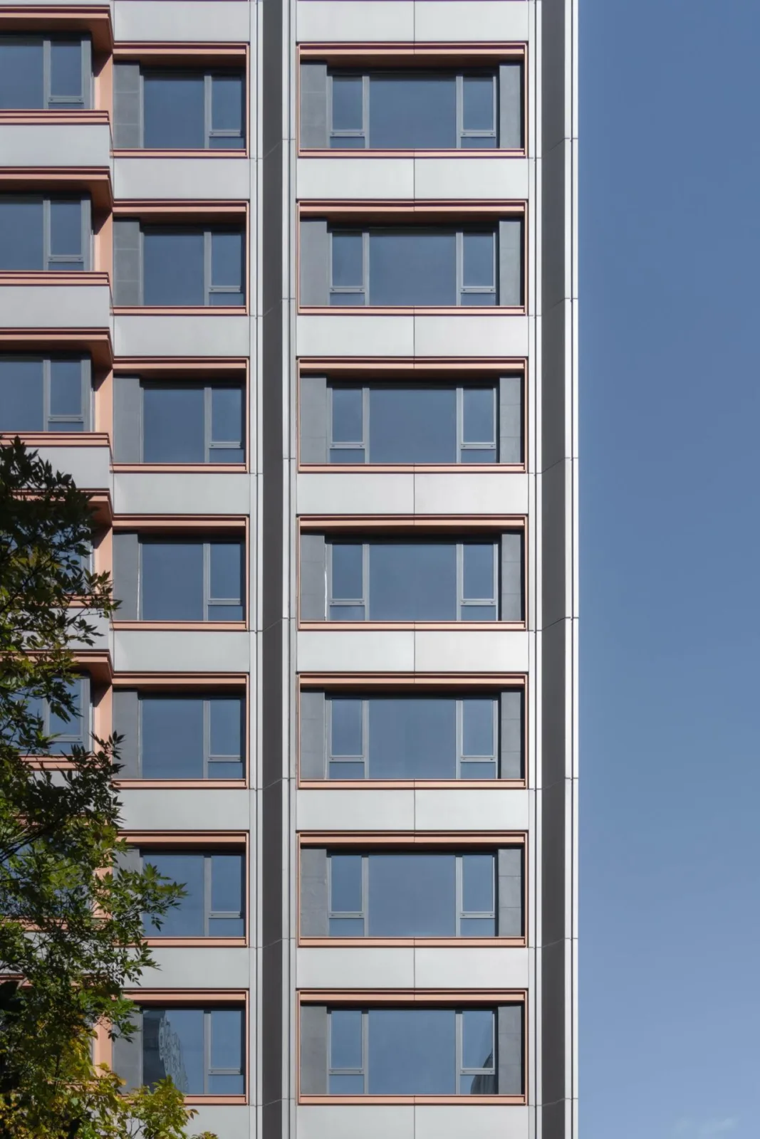 BIM Architecture | Luxury, Elegant, Minimalist: Shenyang Longhu Tianyi/Chengzhi Design