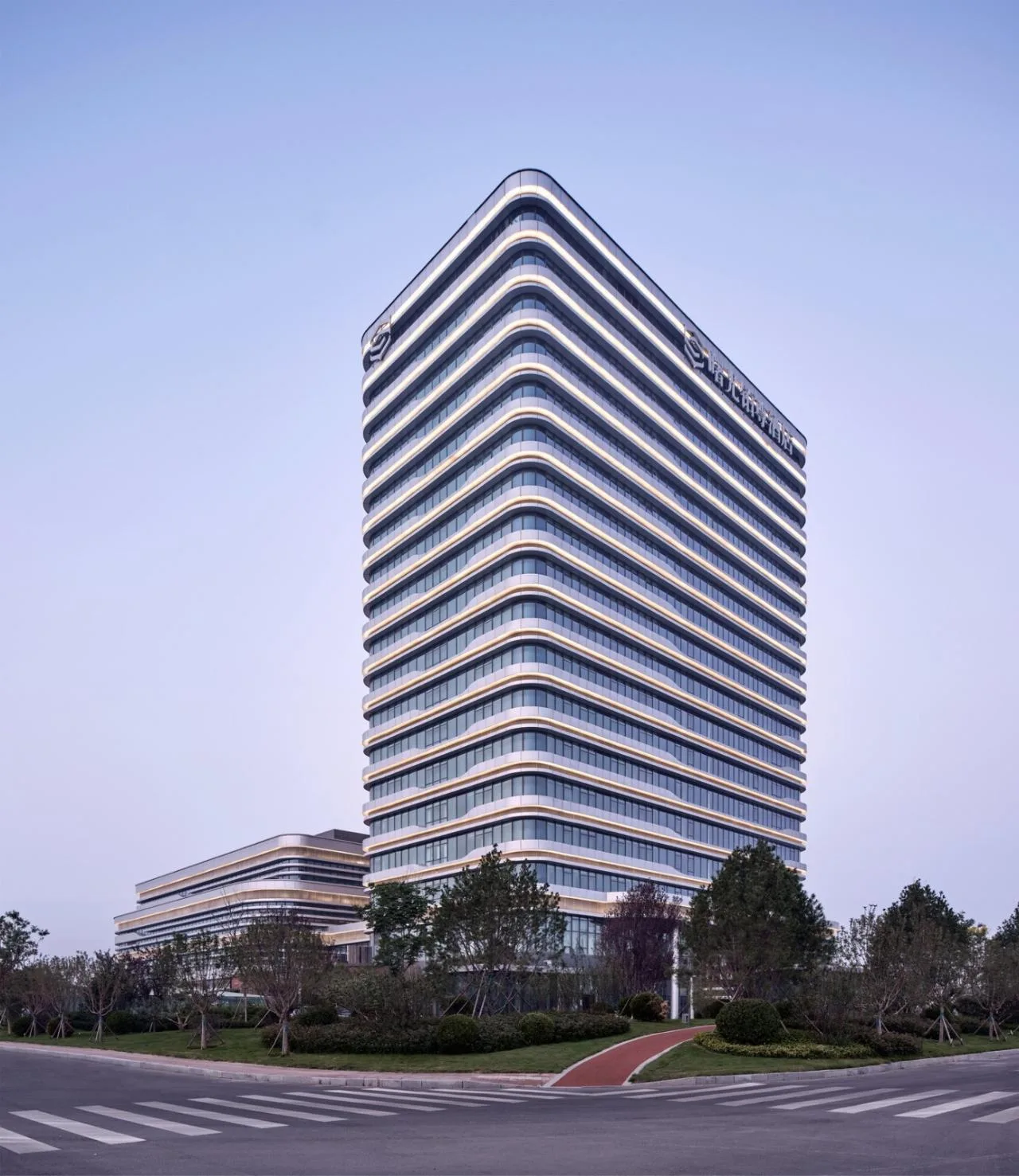 BIM Architecture | Rational Inclusiveness, Interrelated Symbiosis - Bohai Advanced Technology Research Institute/Zhejiang University Architectural Design and Research Institute