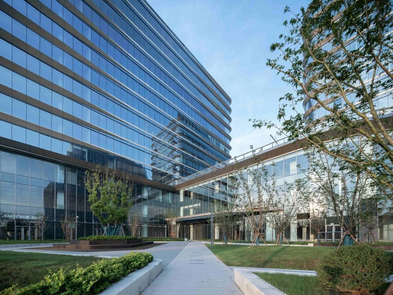 BIM Architecture | Flow Facade Balance Square Volume: Nanjing Jindiwei New▪ Yuhua Innovation Center/Chengzhi Design